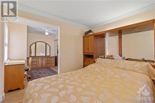 31 Chaffey Street, Brockville, ON - Indoor Photo Showing Bedroom