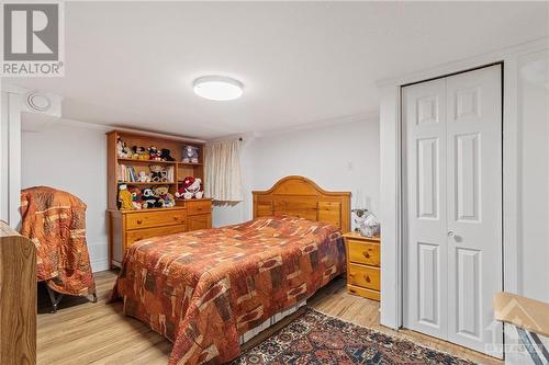 31 Chaffey Street, Brockville, ON - Indoor Photo Showing Bedroom