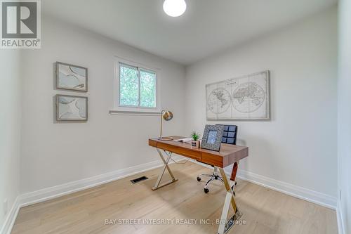 10 Kempsell Crescent, Toronto, ON - Indoor Photo Showing Office