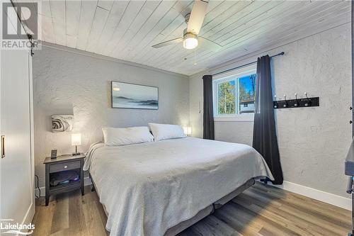 68 Bellehumeur Road, Tiny, ON - Indoor Photo Showing Bedroom