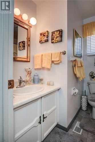 10 Cana Court, Sudbury, ON - Indoor Photo Showing Bathroom