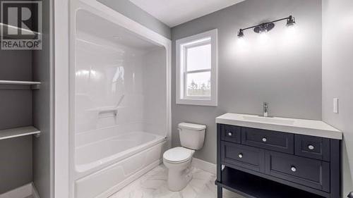 8 Tanglewood Lane, Torbay, NL - Indoor Photo Showing Bathroom
