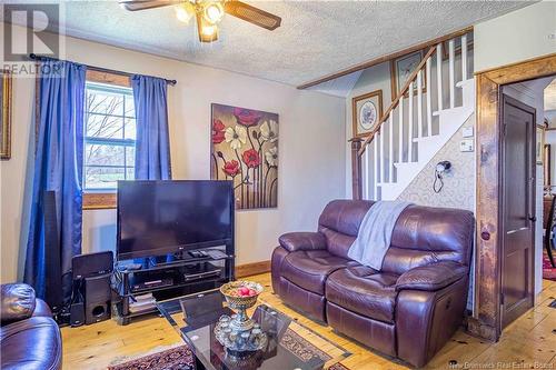 260 Red Bank Road, Chipman, NB - Indoor Photo Showing Living Room
