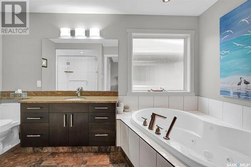 4107 Cumberland Road E, Regina, SK - Indoor Photo Showing Bathroom