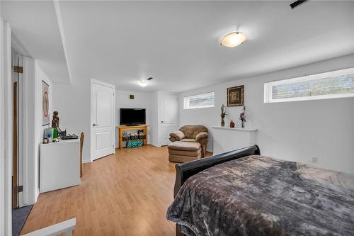 165 King Street E, Hamilton, ON - Indoor Photo Showing Bedroom