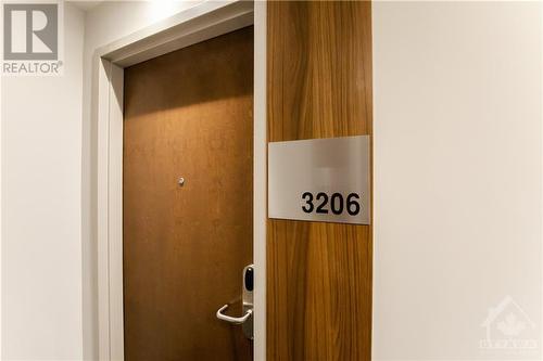 Entrance - 805 Carling Avenue Unit#3206, Ottawa, ON - Indoor Photo Showing Other Room