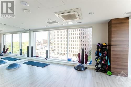 Yoga studio - 805 Carling Avenue Unit#3206, Ottawa, ON - Indoor Photo Showing Other Room
