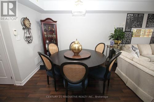 7 - 51 Hays Boulevard, Oakville, ON - Indoor Photo Showing Dining Room