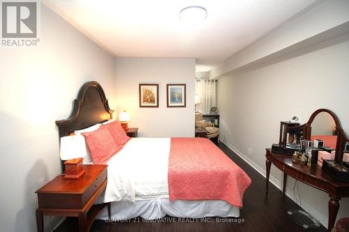 7 - 51 Hays Boulevard, Oakville, ON - Indoor Photo Showing Bedroom