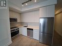 3336 - 5 Mabelle Avenue, Toronto, ON  - Indoor Photo Showing Kitchen 