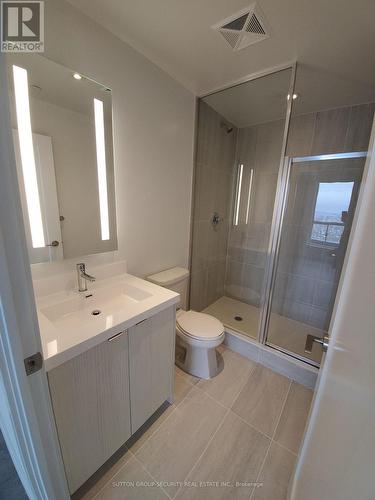 3336 - 5 Mabelle Avenue, Toronto, ON - Indoor Photo Showing Bathroom