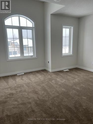 141 Rosanne Crescent, Wasaga Beach, ON - Indoor Photo Showing Other Room