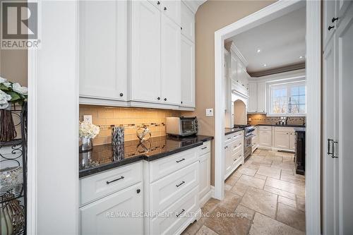 103 Wigston Place, Vaughan, ON - Indoor Photo Showing Kitchen