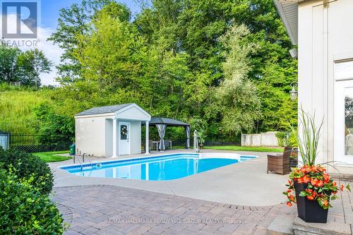 11 Bridle Trail, Springwater, ON - Outdoor With In Ground Pool With Backyard