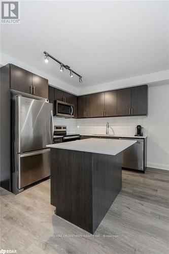 309 - 58 Lakeside Terrace, Barrie, ON - Indoor Photo Showing Kitchen With Stainless Steel Kitchen With Upgraded Kitchen