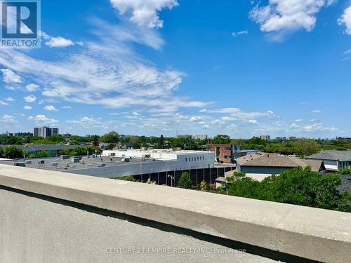 522 - 2300 St. Clair Avenue W, Toronto, ON - Outdoor With View