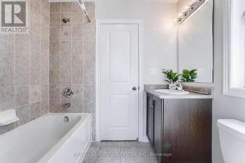 27 Fulmer Road, Brampton, ON - Indoor Photo Showing Bathroom
