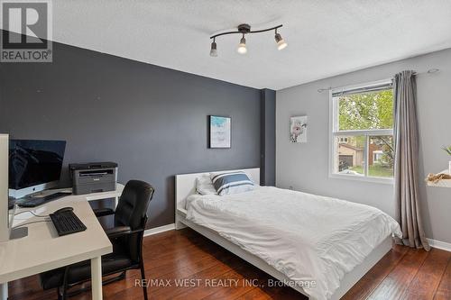 234 York Hill Boulevard, Vaughan, ON - Indoor Photo Showing Bedroom