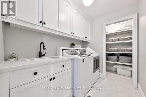425 Jelinik Terrace, Milton, ON - Indoor Photo Showing Laundry Room