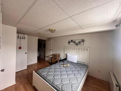 Salle familiale - 1048 Route 155 N., La Bostonnais, QC - Indoor Photo Showing Bedroom