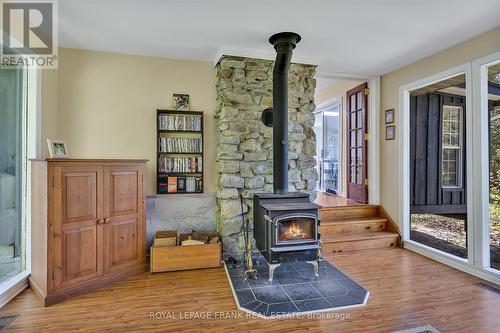 105 Little Silver Lake Way, Galway-Cavendish And Harvey, ON - Indoor With Fireplace