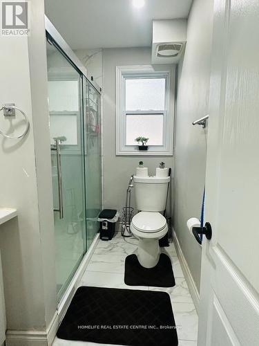 10 Parkwood Drive, St. Catharines, ON - Indoor Photo Showing Bathroom
