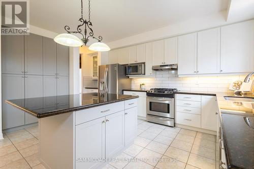 26 Supino Crescent, Brampton, ON - Indoor Photo Showing Kitchen With Upgraded Kitchen