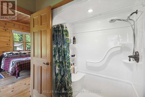 16664 Wyton Drive, Thames Centre, ON - Indoor Photo Showing Bathroom