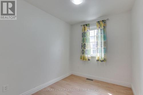 64 Hume Street, London, ON - Indoor Photo Showing Other Room