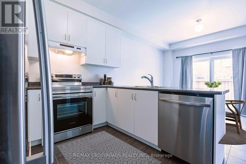 1280 Bardeau Street, Innisfil, ON - Indoor Photo Showing Kitchen With Stainless Steel Kitchen