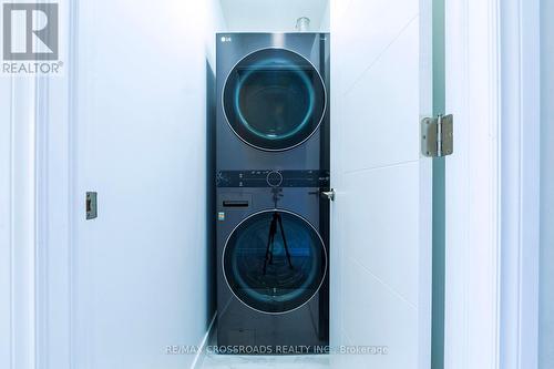 1280 Bardeau Street, Innisfil, ON - Indoor Photo Showing Laundry Room