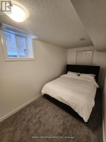 1280 Bardeau Street, Innisfil, ON - Indoor Photo Showing Bedroom