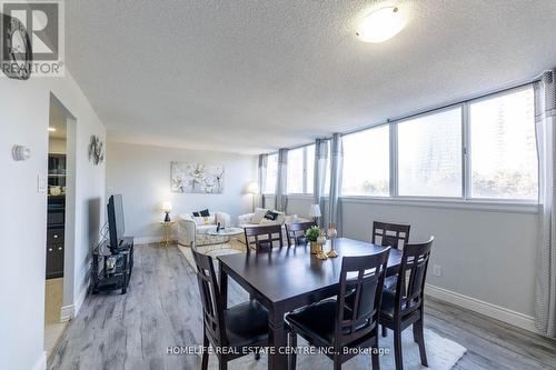 411 - 3700 Kaneff Crescent, Mississauga, ON - Indoor Photo Showing Dining Room