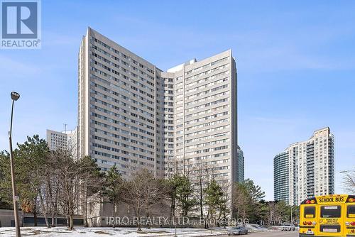 411 - 3700 Kaneff Crescent, Mississauga, ON - Outdoor With Facade