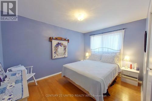 1166 Huron Street, Peterborough, ON - Indoor Photo Showing Bedroom