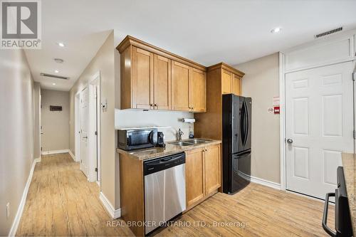 10 - 85 Beech Avenue, Toronto, ON - Indoor Photo Showing Kitchen With Double Sink