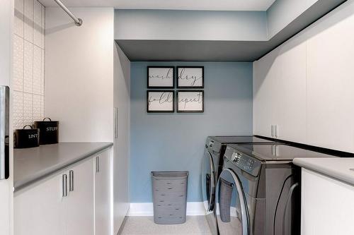 830 Tanager Avenue, Burlington, ON - Indoor Photo Showing Laundry Room