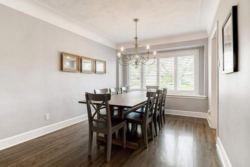 830 Tanager Avenue, Burlington, ON - Indoor Photo Showing Dining Room