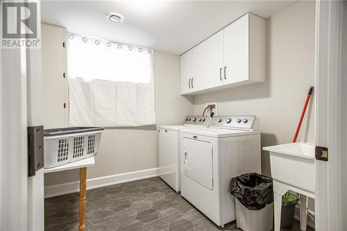 1006 Beatty Crescent, Deep River, ON - Indoor Photo Showing Laundry Room