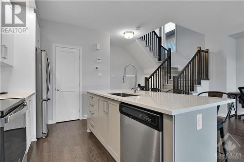 800 Cap Diamant Way, Ottawa, ON - Indoor Photo Showing Kitchen With Stainless Steel Kitchen With Upgraded Kitchen
