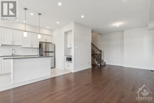 46 Verglas Lane, Ottawa, ON - Indoor Photo Showing Kitchen