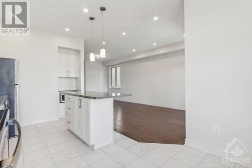 46 Verglas Lane, Ottawa, ON - Indoor Photo Showing Kitchen