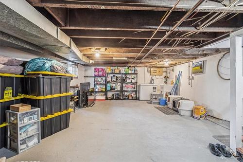 25 York Street, Welland, ON - Indoor Photo Showing Basement