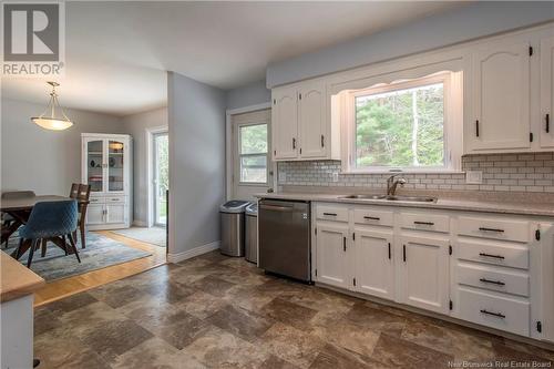 17 Country Crescent, Quispamsis, NB - Indoor Photo Showing Kitchen With Double Sink