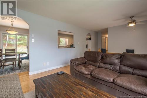 17 Country Crescent, Quispamsis, NB - Indoor Photo Showing Living Room