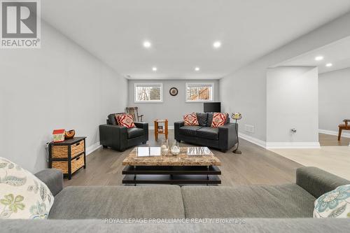58 Mckenzie Street, Madoc, ON - Indoor Photo Showing Living Room