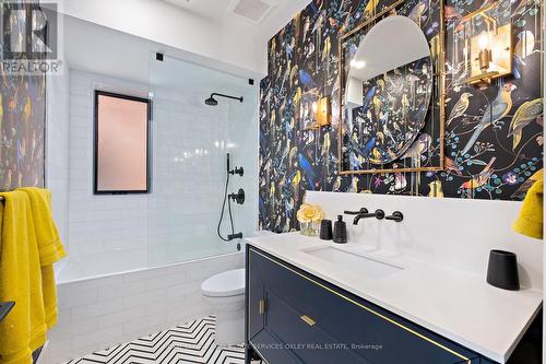 274 Carlton Street, Toronto, ON - Indoor Photo Showing Bathroom