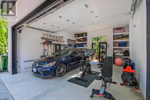 274 Carlton Street, Toronto, ON - Indoor Photo Showing Garage
