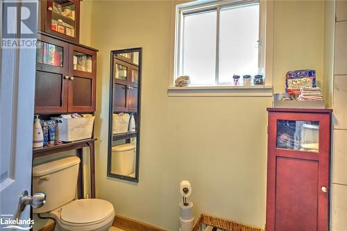562 Mountain Street, Haliburton, ON - Indoor Photo Showing Bathroom