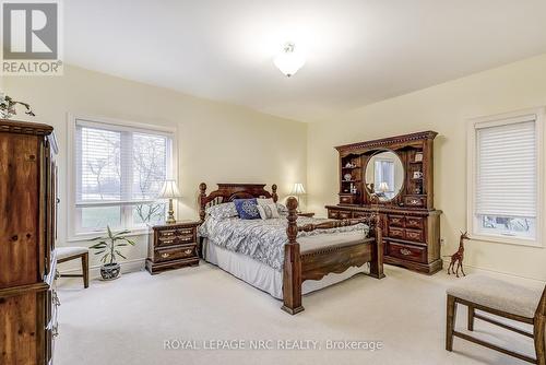 693 Line 3 Road, Niagara-On-The-Lake, ON - Indoor Photo Showing Bedroom